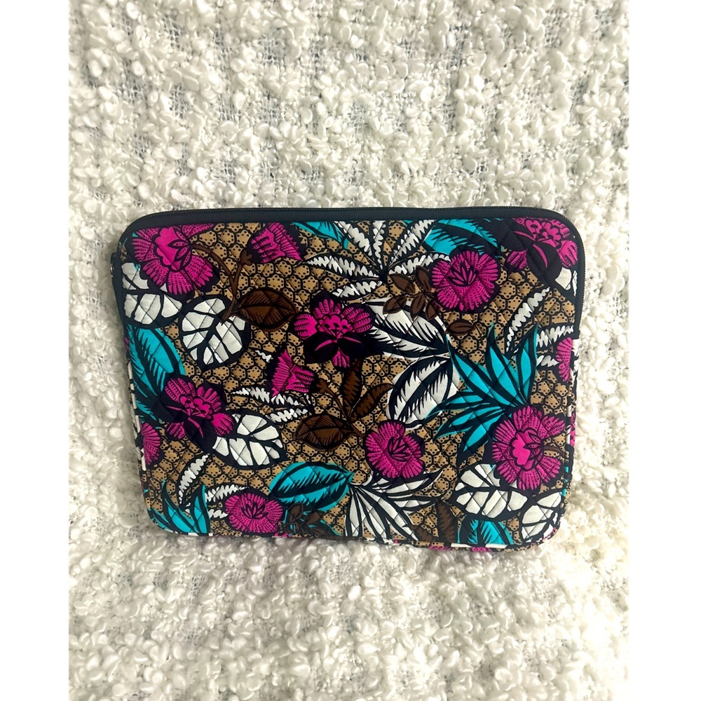 Vera Bradley- Tablet Cover